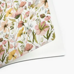 Libreta Grapada A4 36 hojas - Spring Flowers