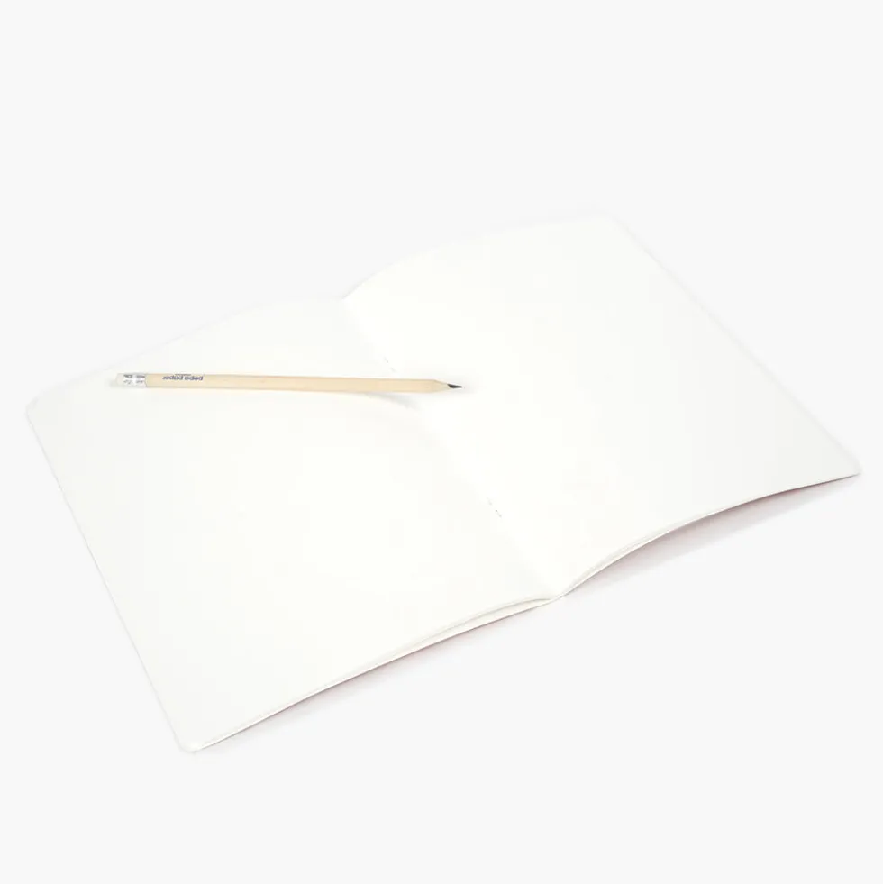 Libreta Grapada A4 36 hojas - Wild Flowers