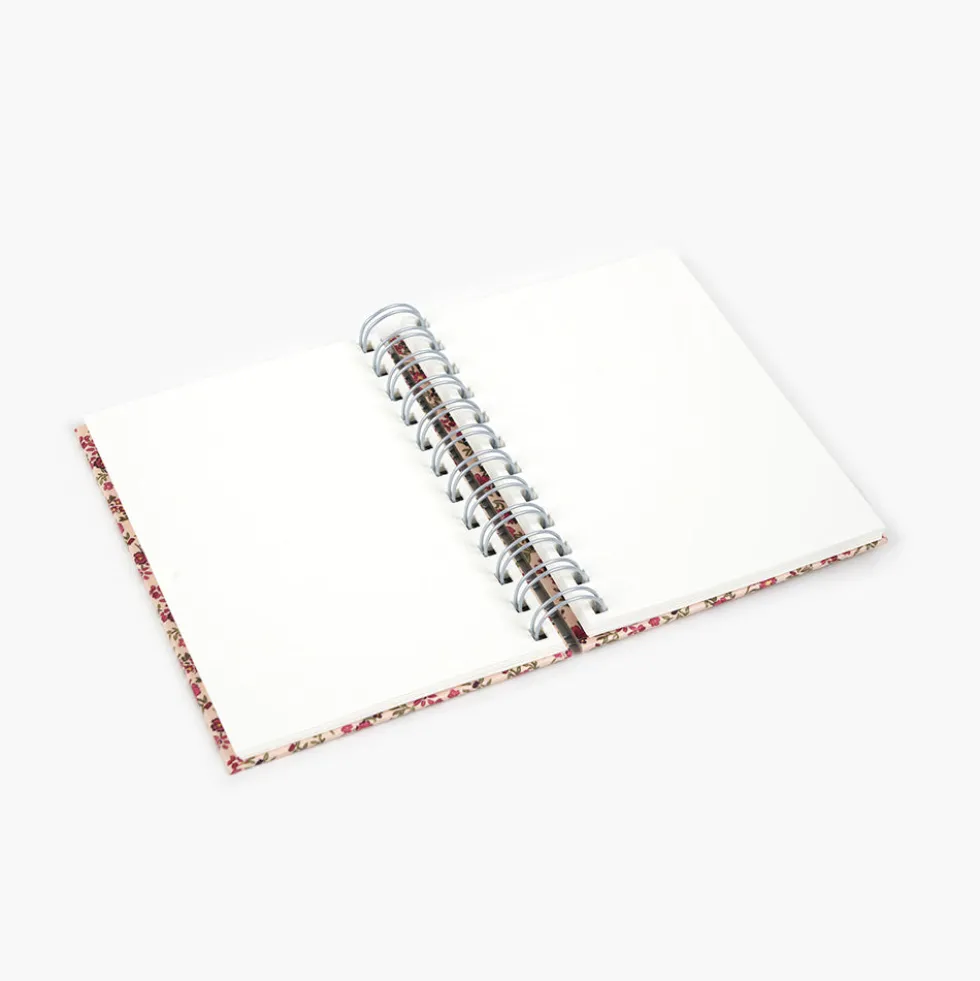 Libreta Wyro A6 Tapa Dura Hojas Lisas Floral Roses