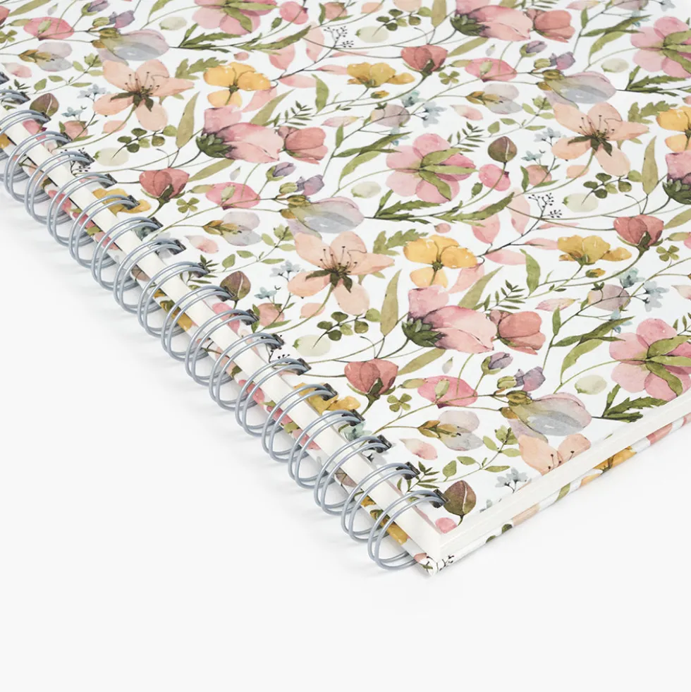 Libreta Wyro A4 Tapa Dura Hojas Lisas - Spring Flowers
